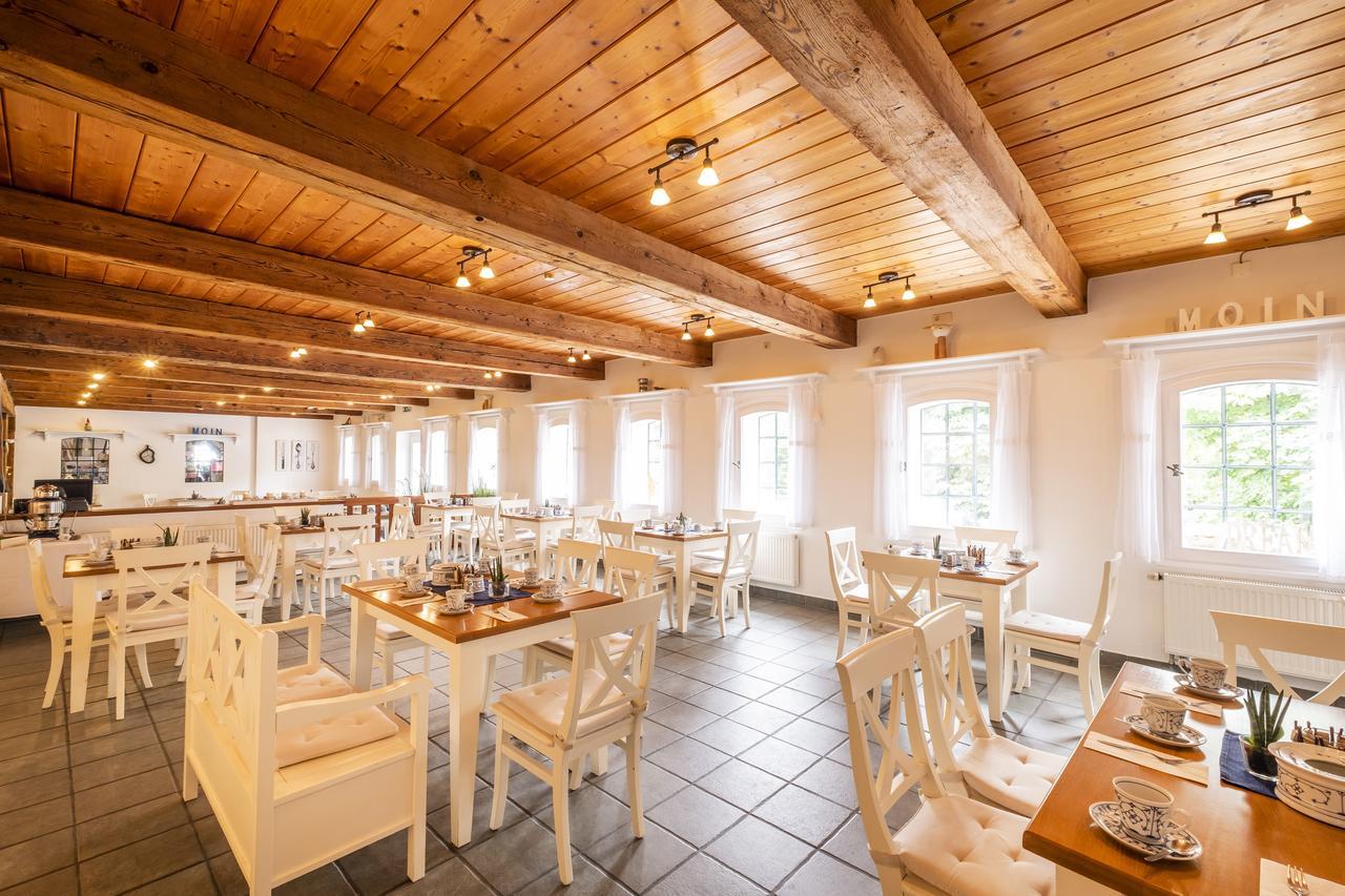 Hotel, Restaurant, Cafe Pharisaeerhof - Nordseeurlaub Mit Hund Nordstrand Exteriör bild