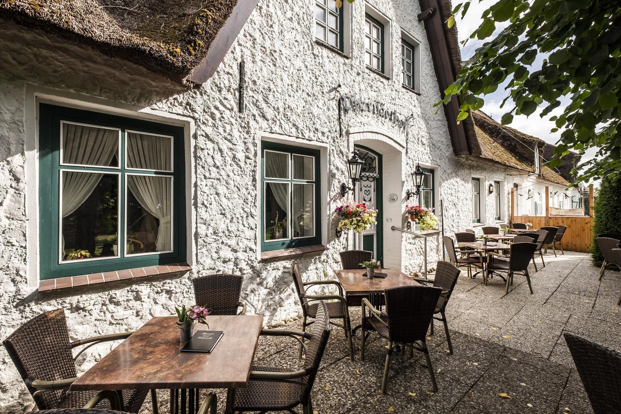 Hotel, Restaurant, Cafe Pharisaeerhof - Nordseeurlaub Mit Hund Nordstrand Exteriör bild